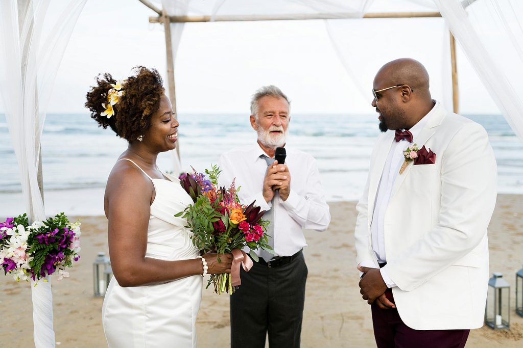 Minister at Beach Wedding (Photo)